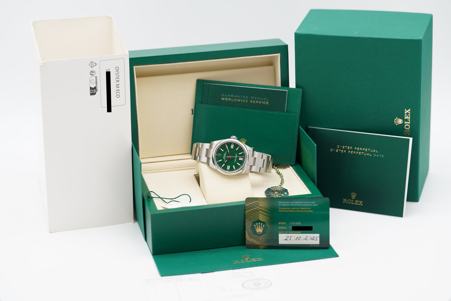 Rolex Oyster Perpetual 41 Dunkelgrün 134300 Full-Set 2025