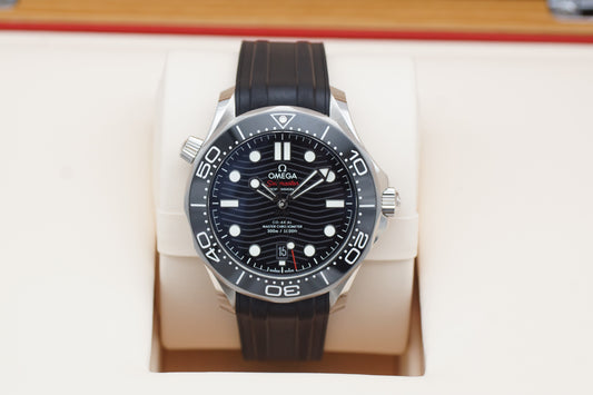 Omega Seamaster Diver 300M 210.32.42.20.01.001 Schwarz NEU 2025