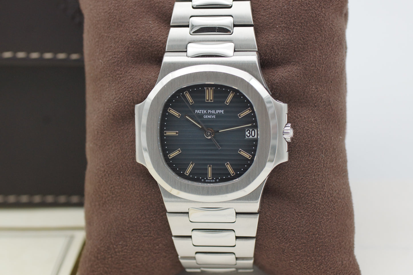 Patek Philippe Nautilus 3800/1 Stahl Blau PP Service/Archiv 2001