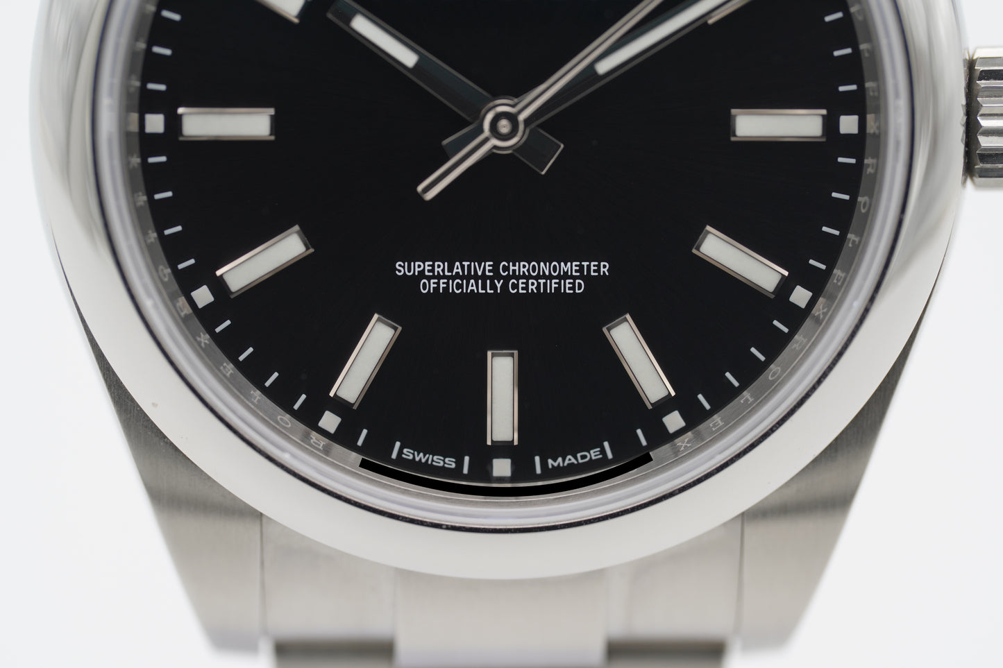 Rolex Oyster Perpetual 39 114300 Schwarz Full-Set 2016