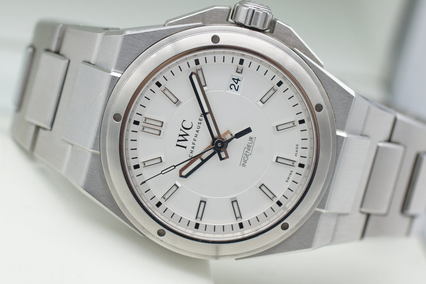 IWC Ingenieur Automatic IW323904 40mm Silber/Weiß Full-Set 2019