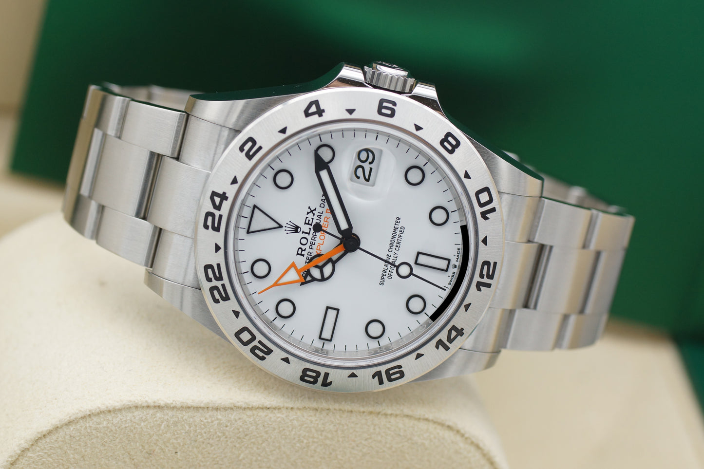 Rolex Explorer II 226570 Weiß 42mm Full-Set 2021