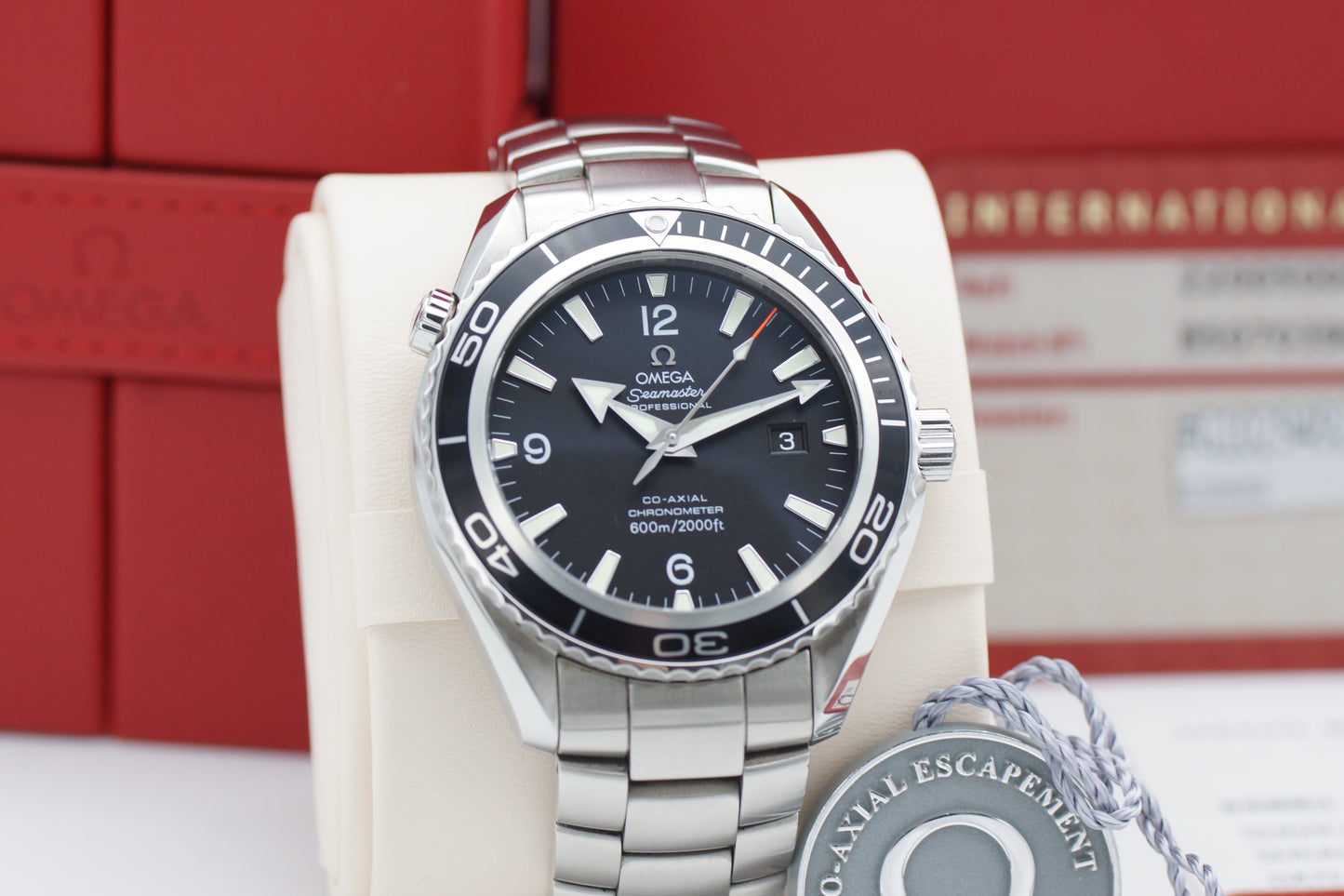 Omega Seamaster Planet Ocean 2200.50 Schwarz Box/Papiere 2010