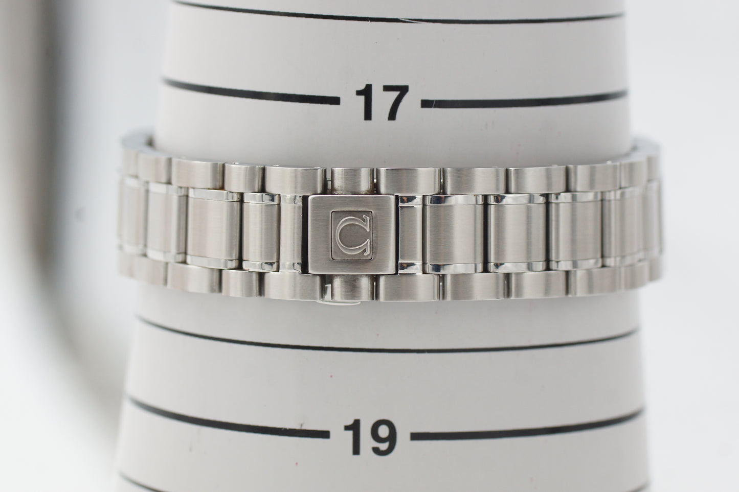Omega Speedmaster Triple Date 3520.50 2002