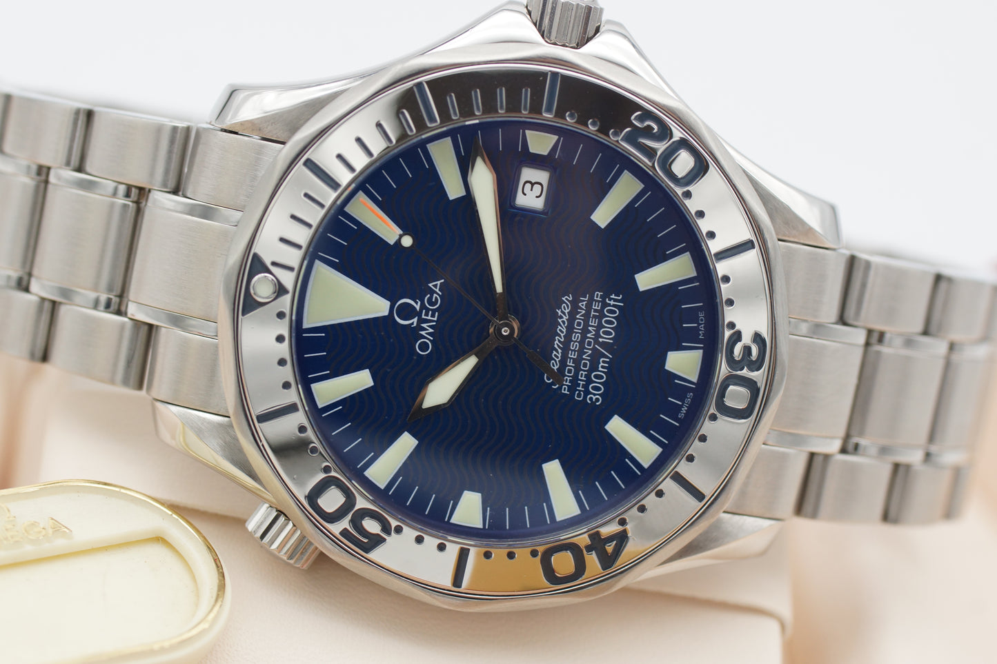 Omega Seamaster Diver Electric Blue 2255.80 41mm Booklet/Papiere 1999