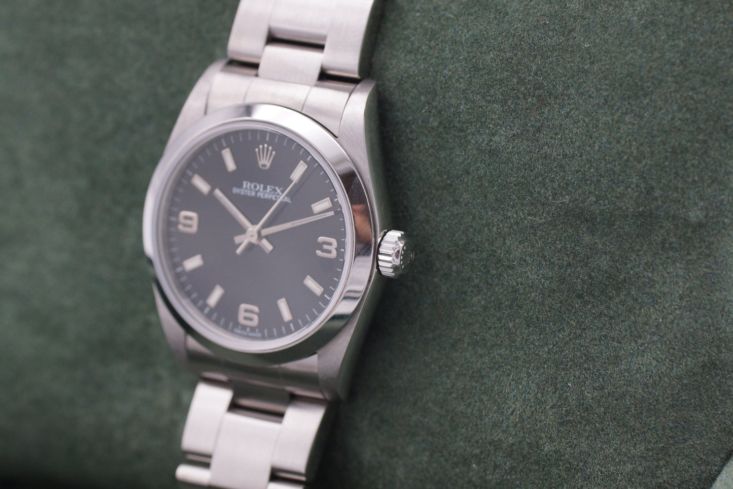 Rolex Oyster Perpetual 31 Schwarz 77080 2001 Full-Set