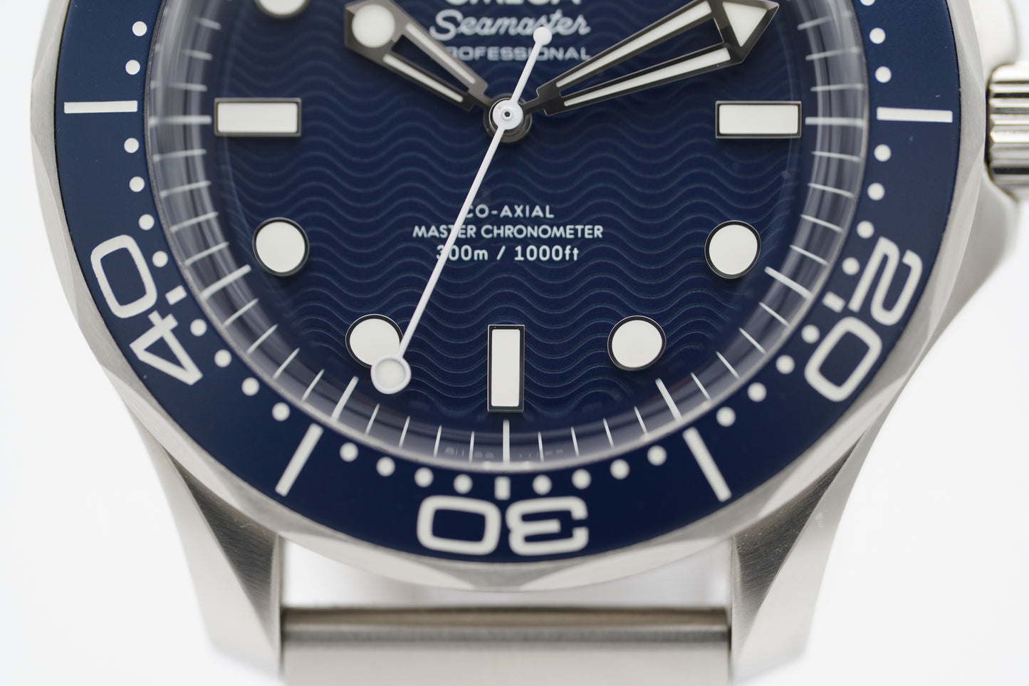 Omega Seamaster Diver 300M 210.30.42.20.03.002 James Bond Full-Set 2025