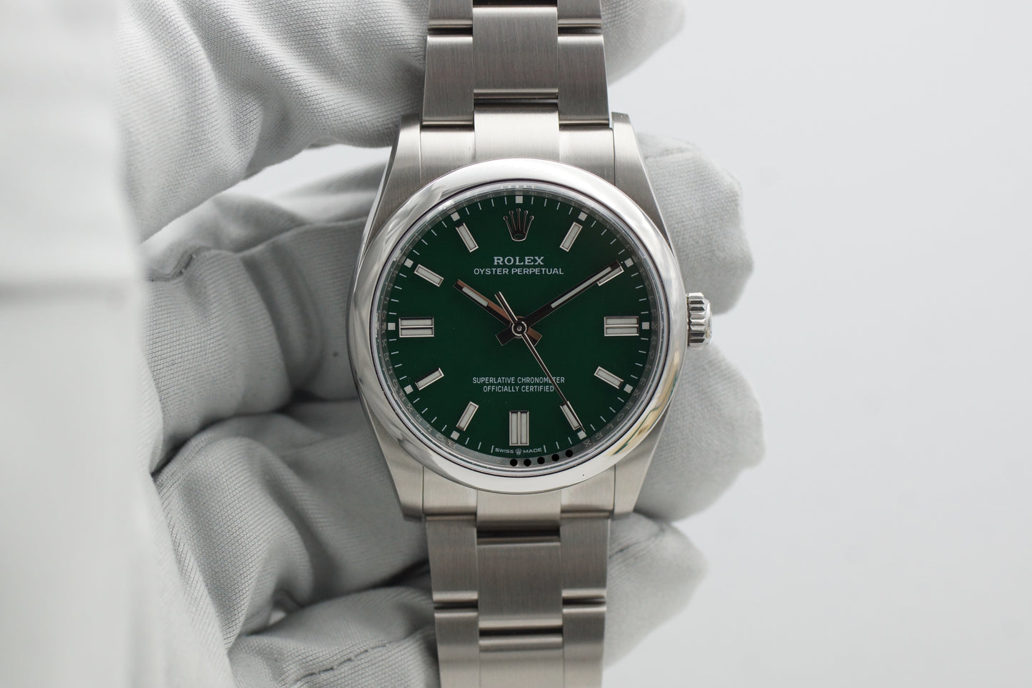 Rolex Oyster Perpetual 36 Grün 126000 Full-Set 2023