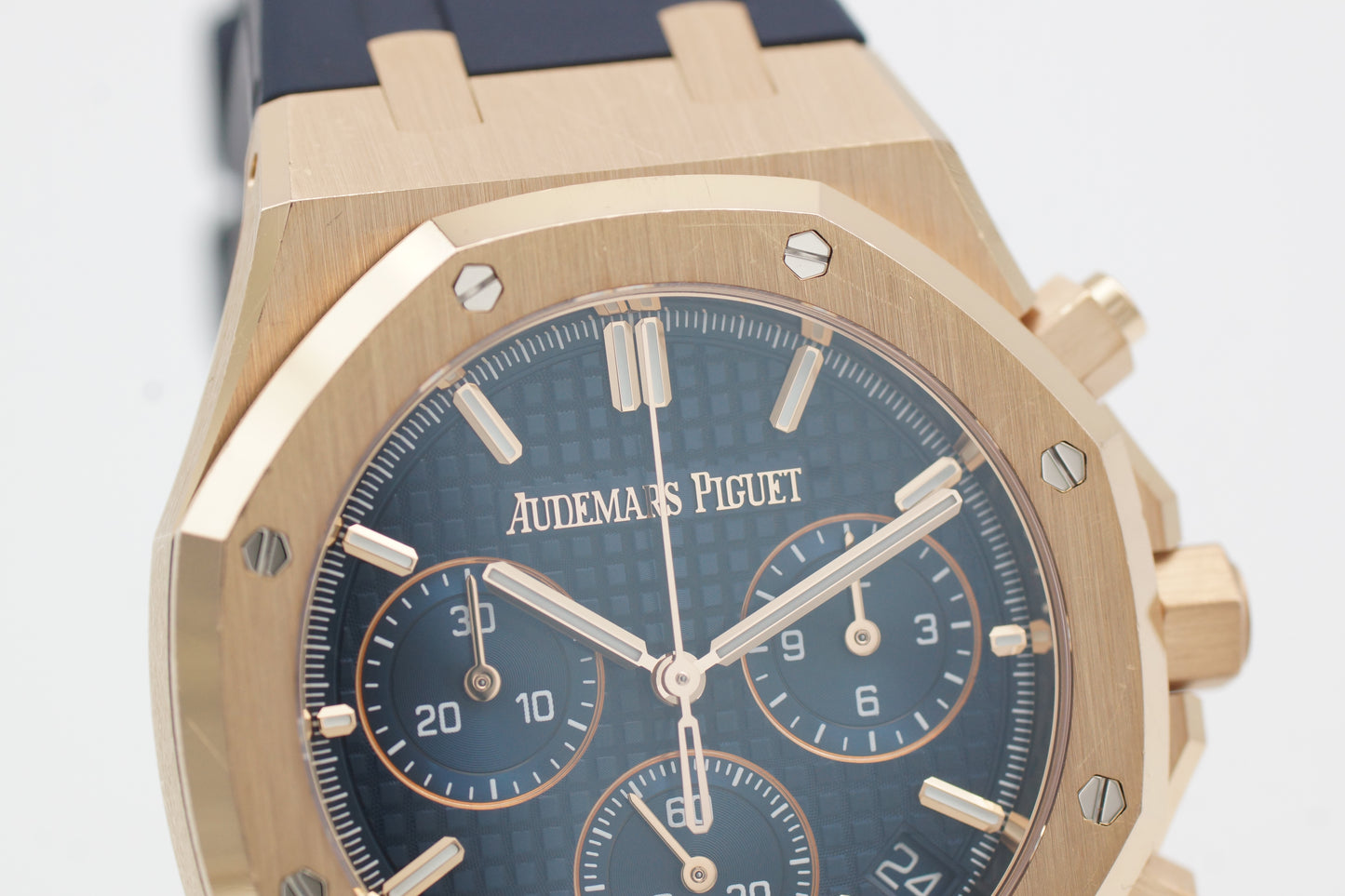 Audemars Piguet Royal Oak 26240OR Blau Roségold 2025