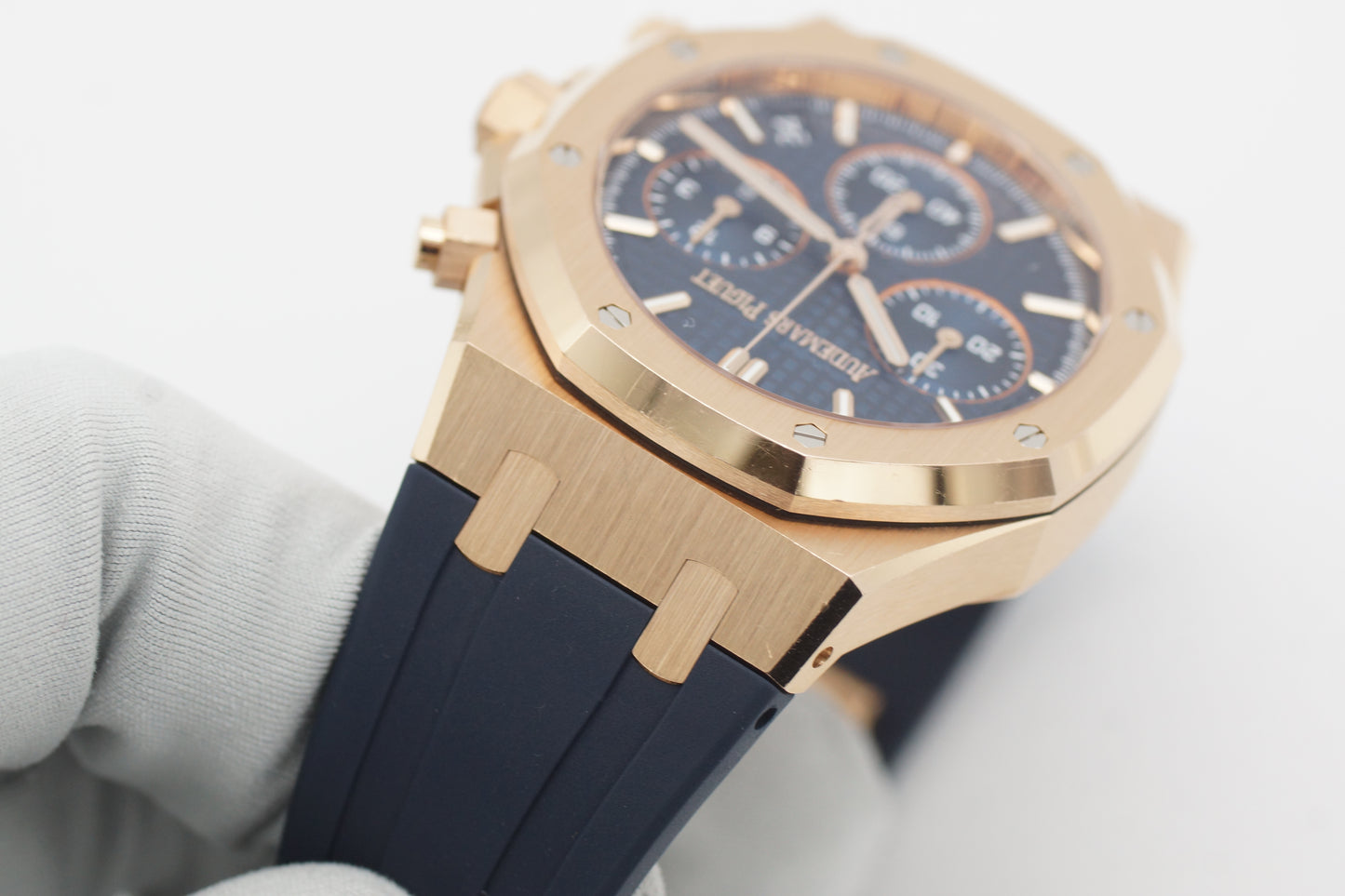 Audemars Piguet Royal Oak 26240OR Blau Roségold 2025
