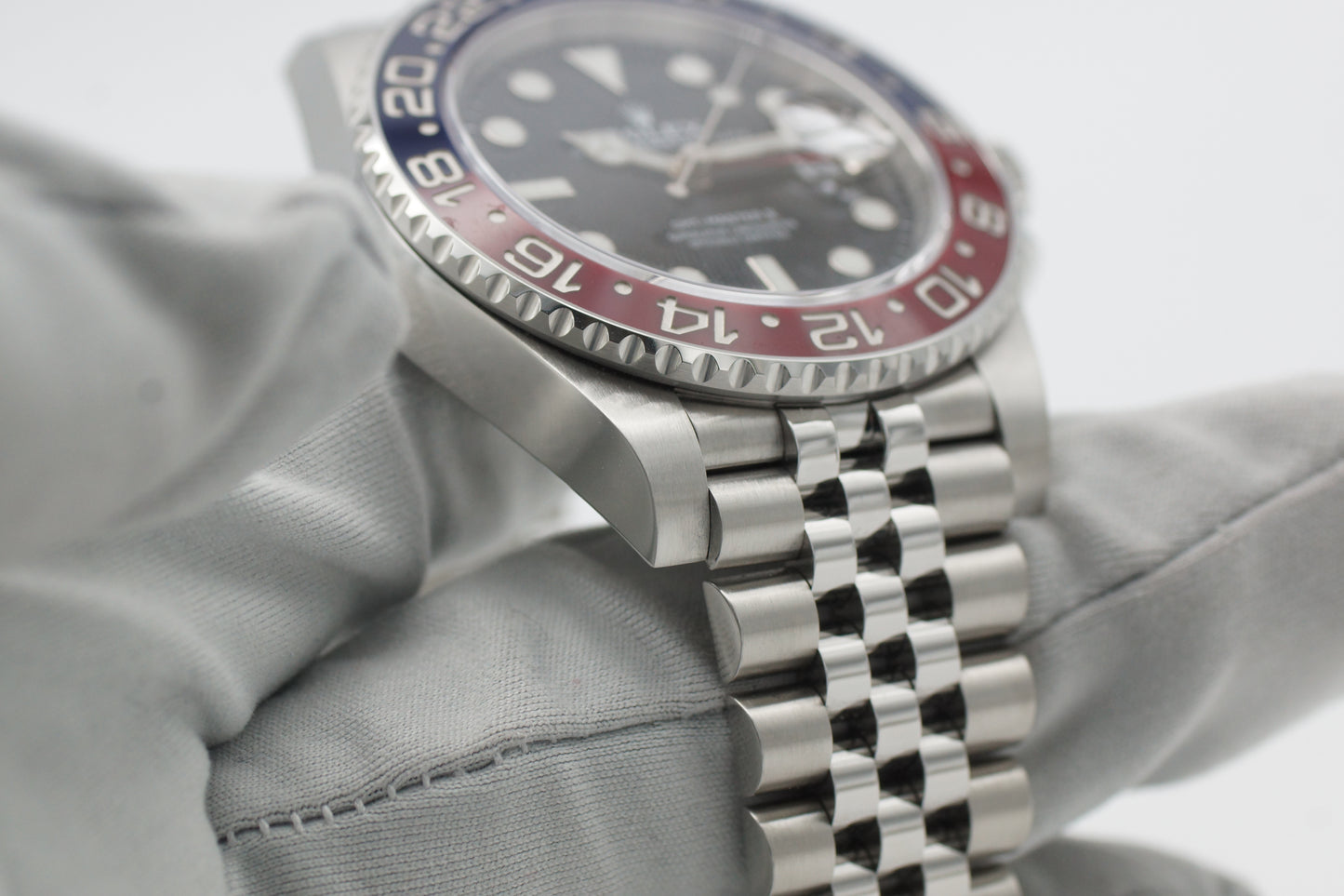 Rolex GMT-Master II Pepsi 126710BLRO Jubilee Full-Set 2021