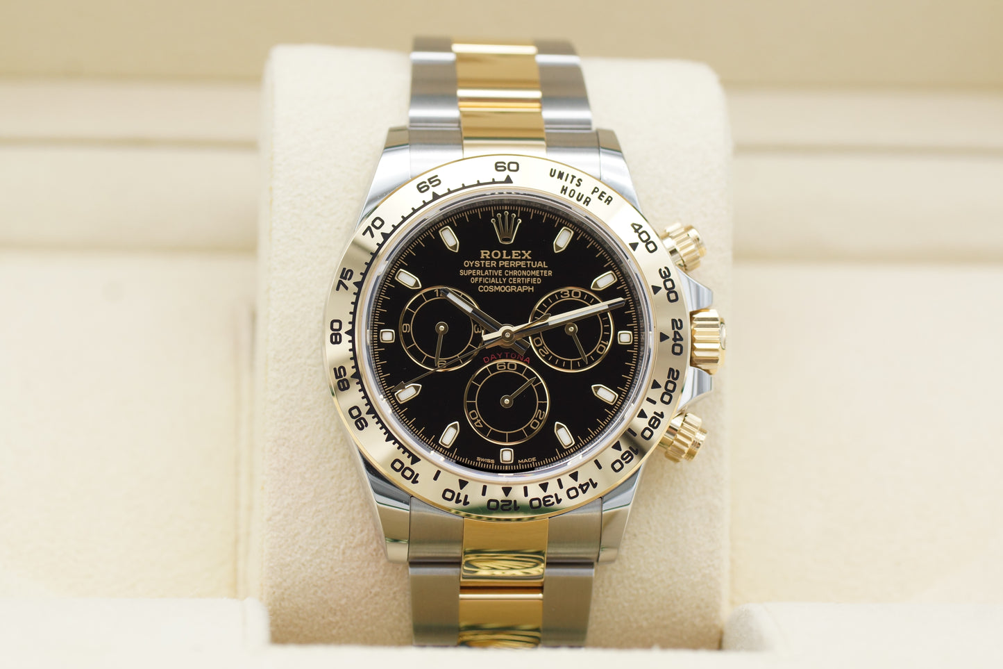 Rolex Cosmograph Daytona Schwarz 116503 Gelbgold Full-Set 2021 ungetragen DE