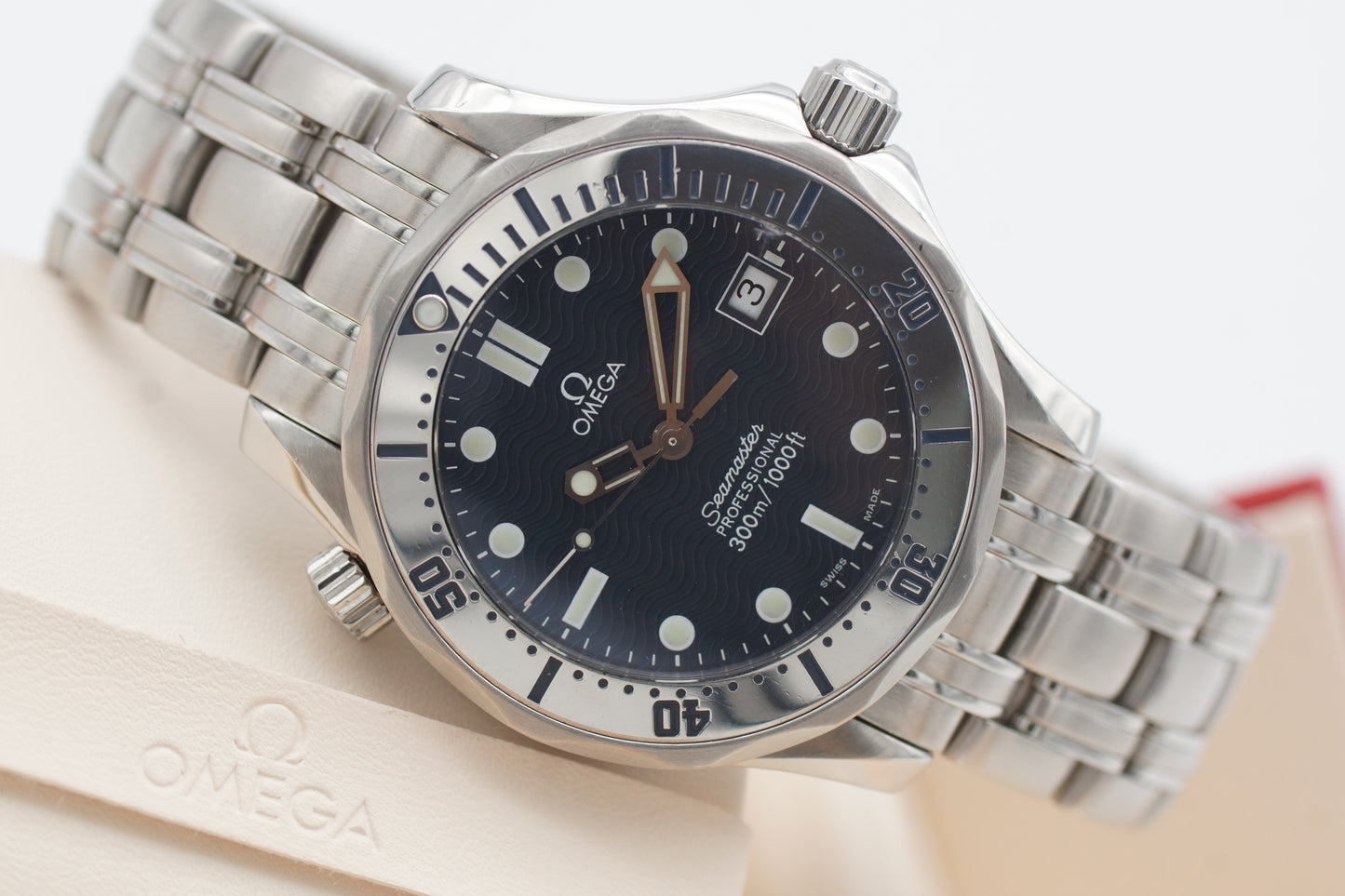 Omega Seamaster Diver Midsize 300M 2562.80 Quarz 2000