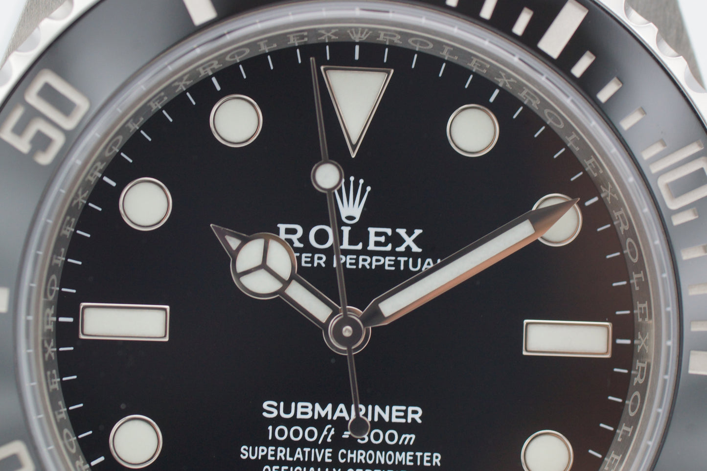 Rolex Submariner No-Date 124060 Full-Set 2022