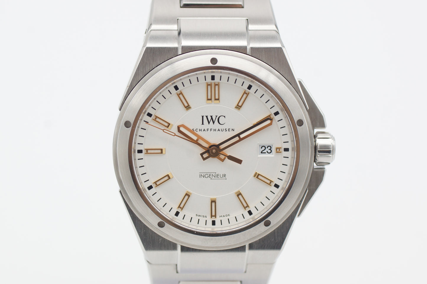IWC Ingenieur Automatic IW323906 40mm Weiß Full-Set 2021