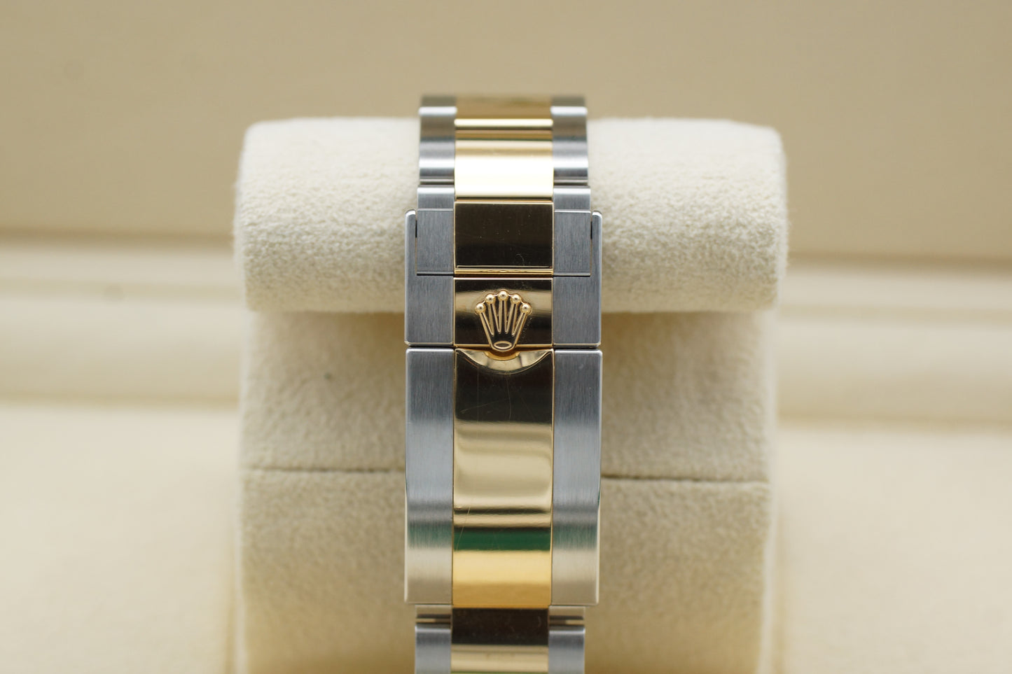 Rolex Cosmograph Daytona Bicolor 18k Gelbgold 126503 Full-Set 2024