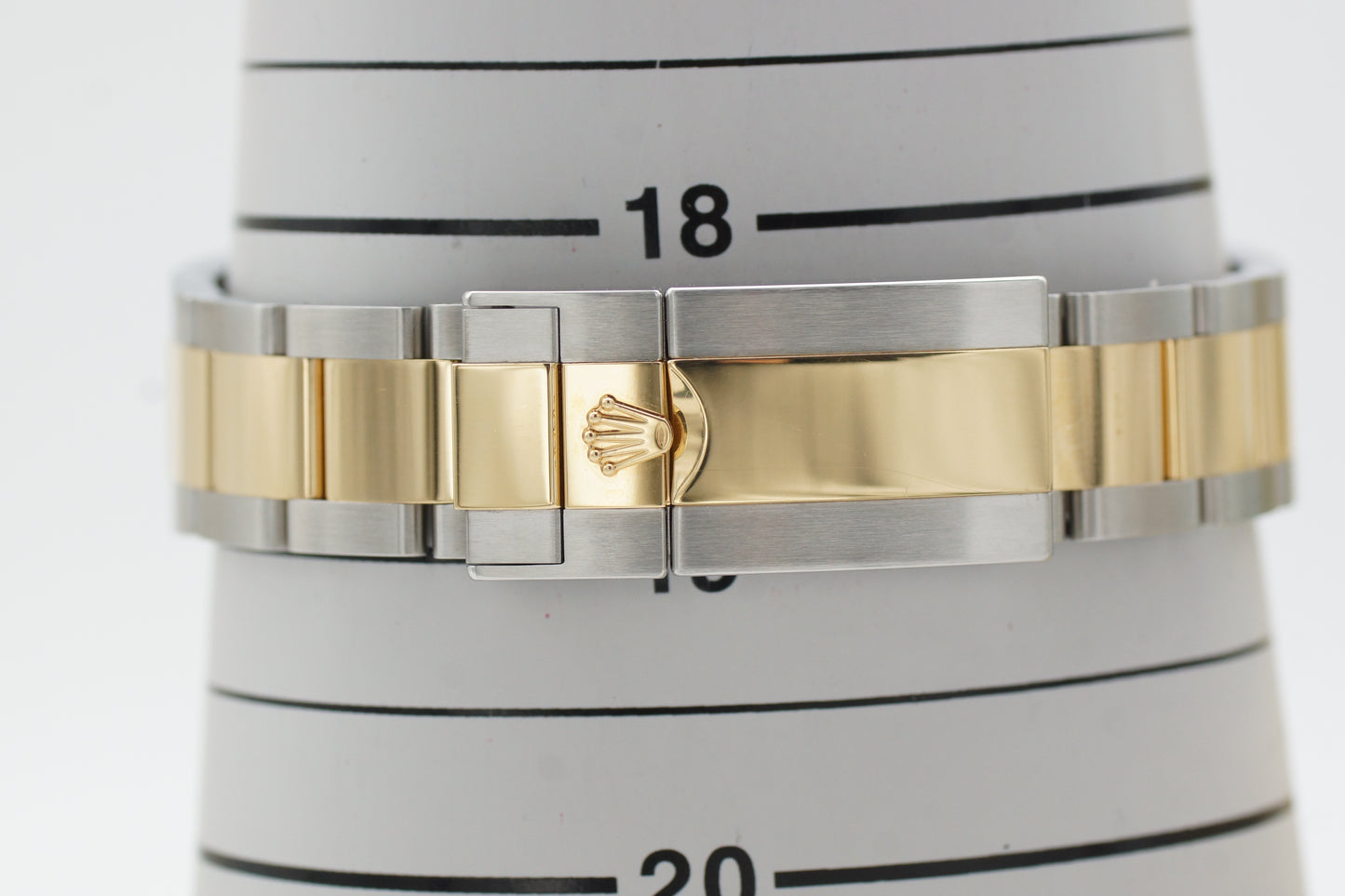 Rolex Cosmograph Daytona Bicolor 18k Gelbgold 126503 Full-Set 2024