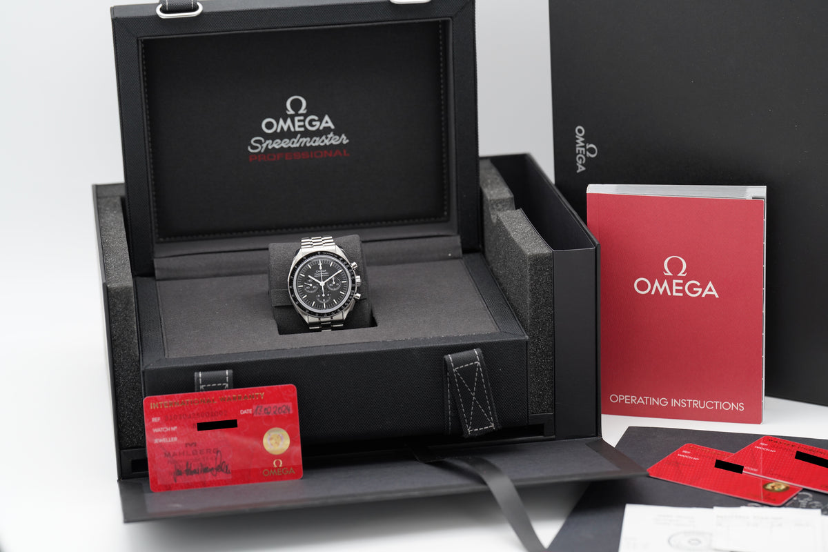 Omega Speedmaster Prof. Moonwatch 310.30.42.50.01.002 Saphir 2024