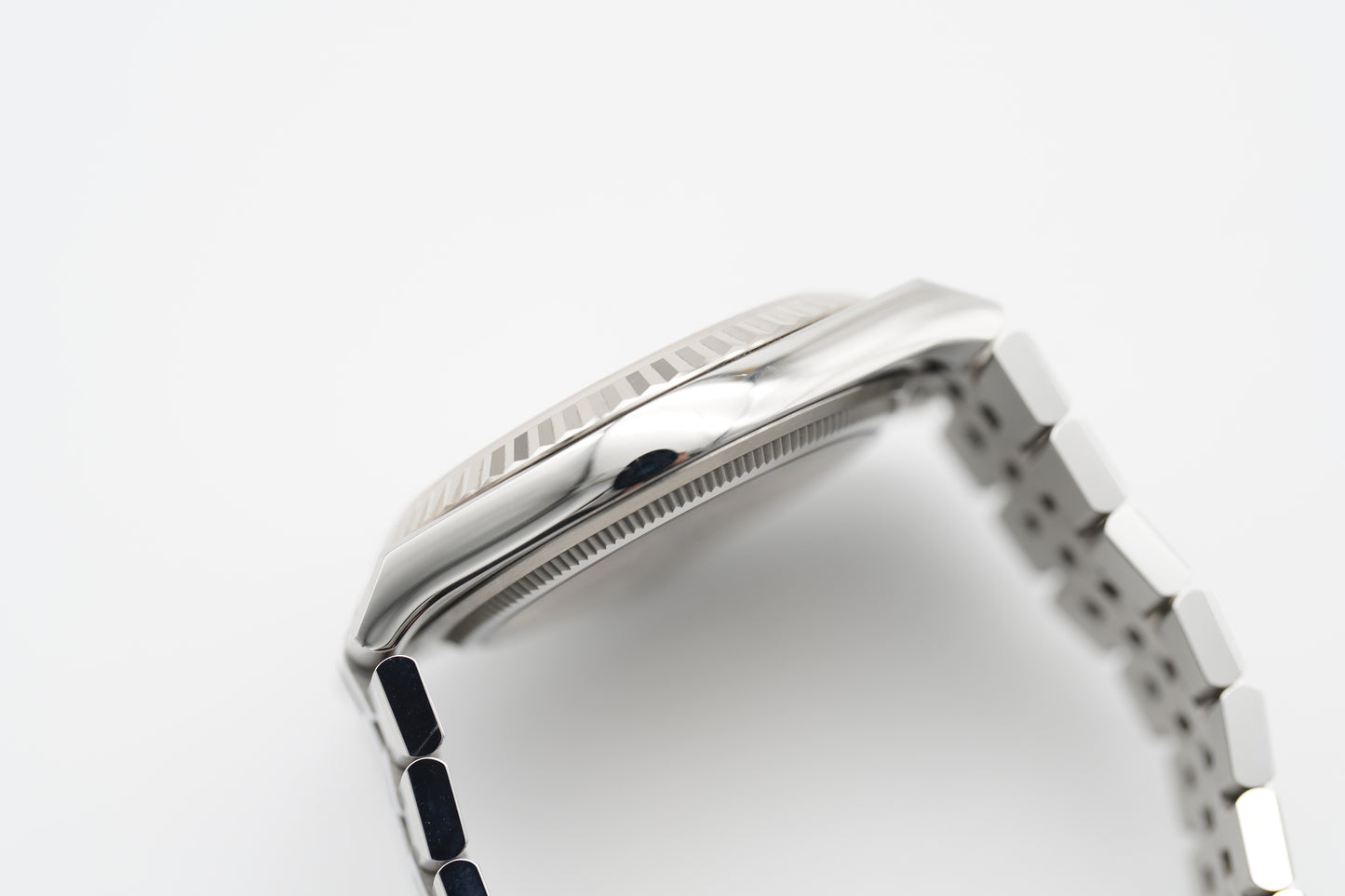 Rolex Land-Dweller 40 127334 Weiß Full-Set 2026