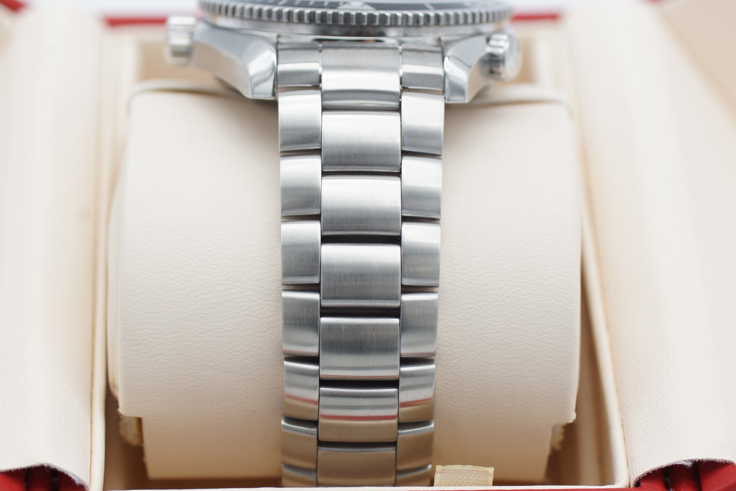 Omega Seamaster Planet Ocean 42 mm 2201.50 2011