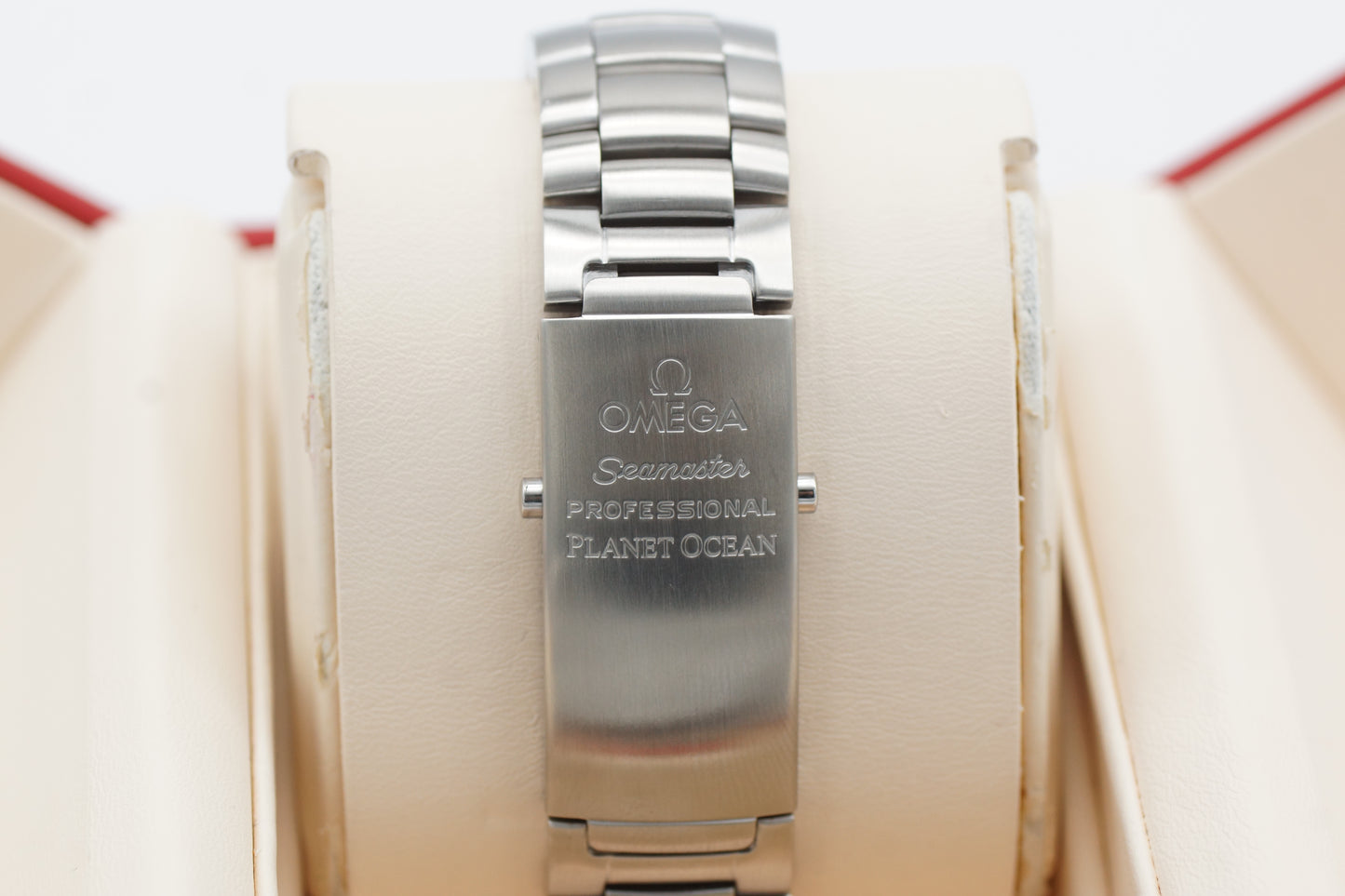 Omega Seamaster Planet Ocean 42 mm 2201.50 2011