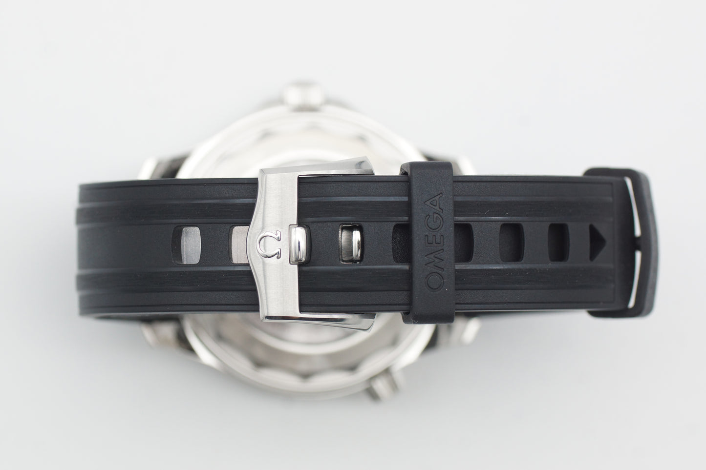 Omega Seamaster Diver 300M 210.32.42.20.01.001 Schwarz NEU 2026