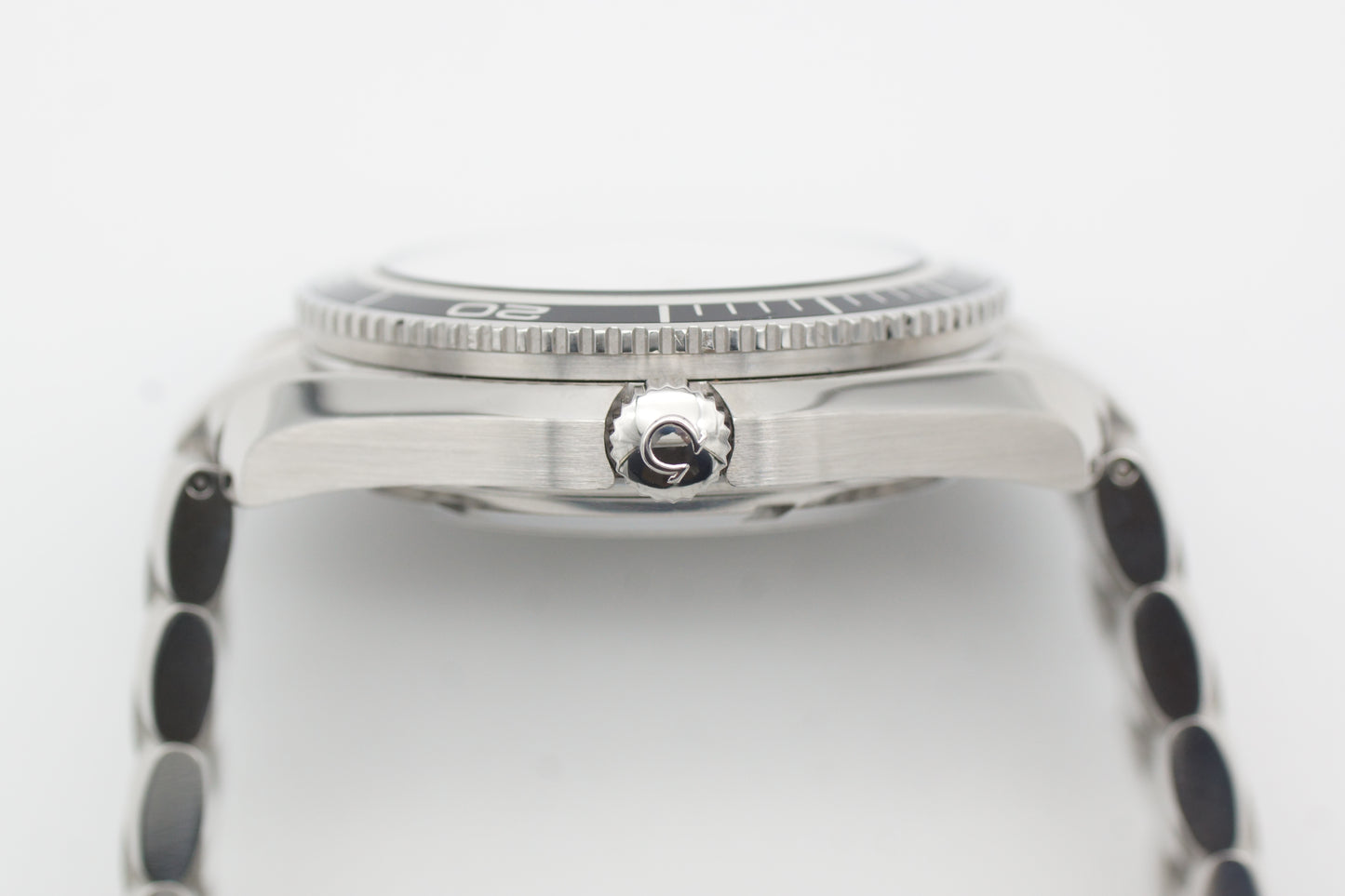 Omega Seamaster Planet Ocean 42 mm 2201.50 Full-Set 2009