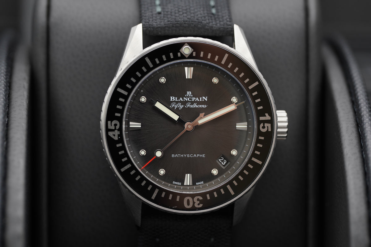 Blancpain Fifty Fathoms Bathyscaphe 5100B-1110-B52A Grau Full-Set 2021