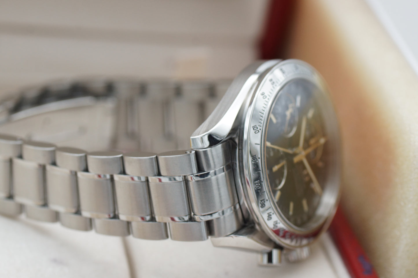 Omega Speedmaster Triple Date / Day-Date 3523.50 Box 2004