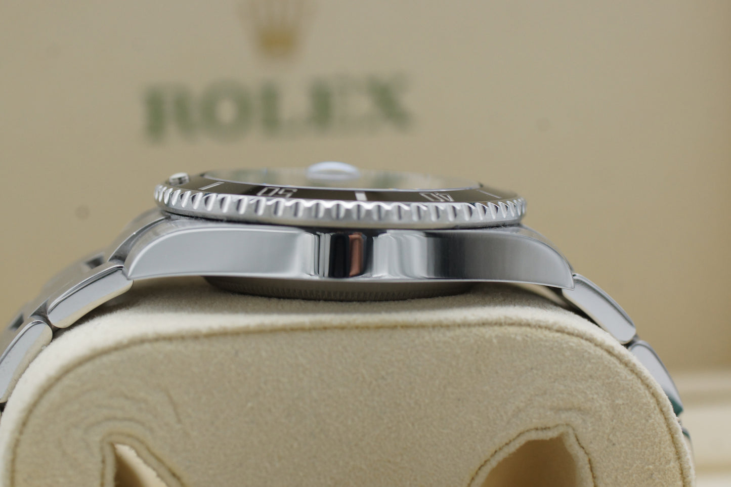 Rolex Submariner Date 116610LN Schwarz Full-Set 2015