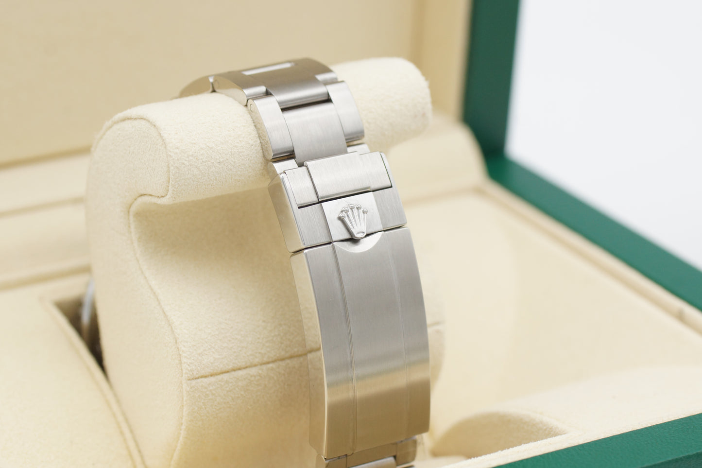 Rolex Sea-Dweller 43 Red 126600 Full-Set 2018 LC100