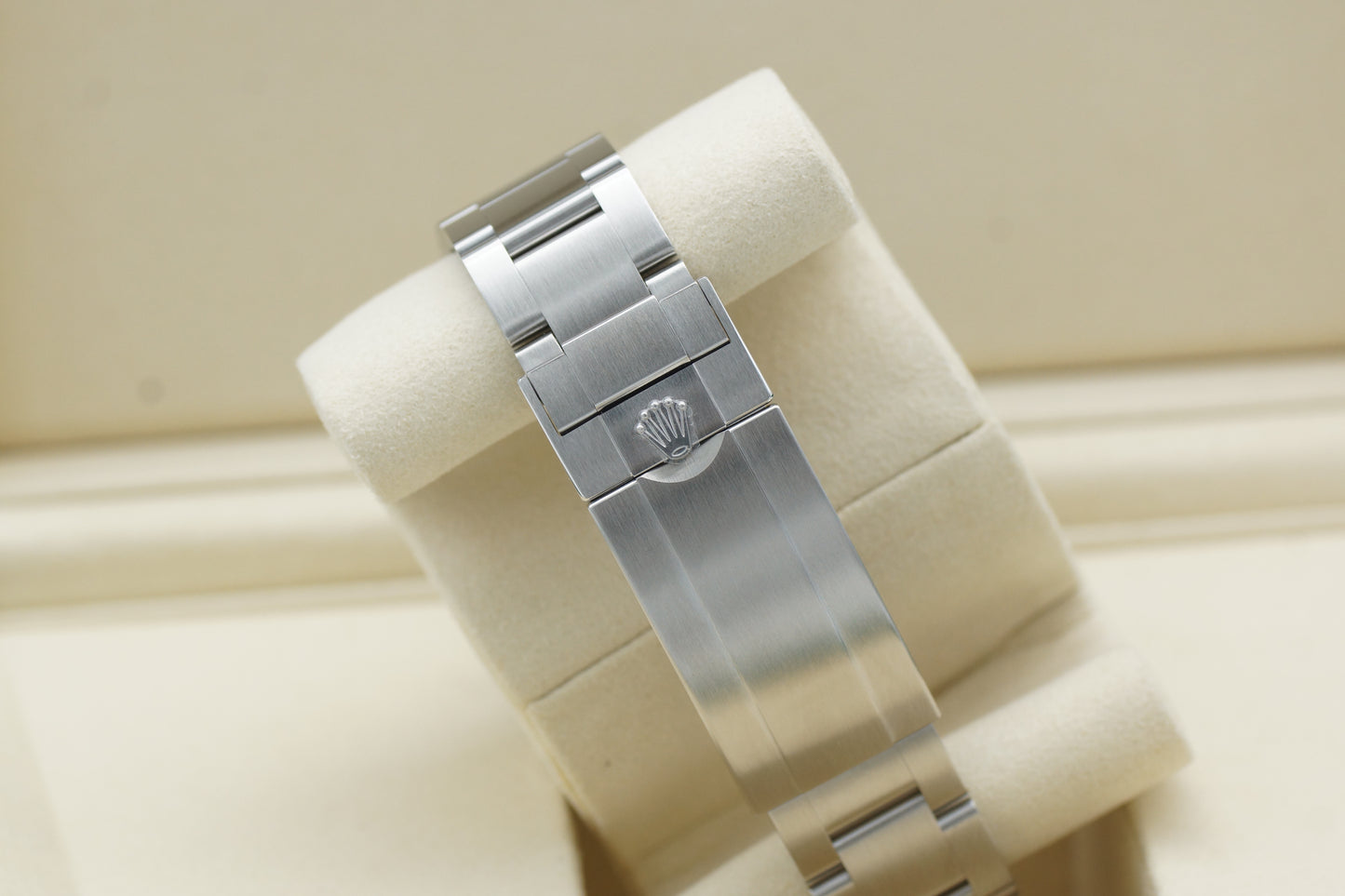 Rolex Submariner No-Date 124060 Full-Set 09/2025 Neu