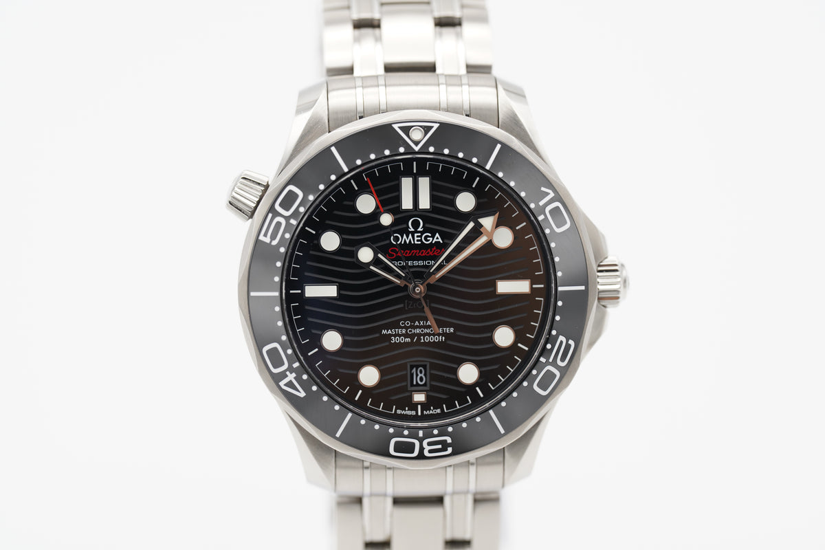 Omega Seamaster Diver 300M 210.30.42.20.01.001 Schwarz Full-Set 2024