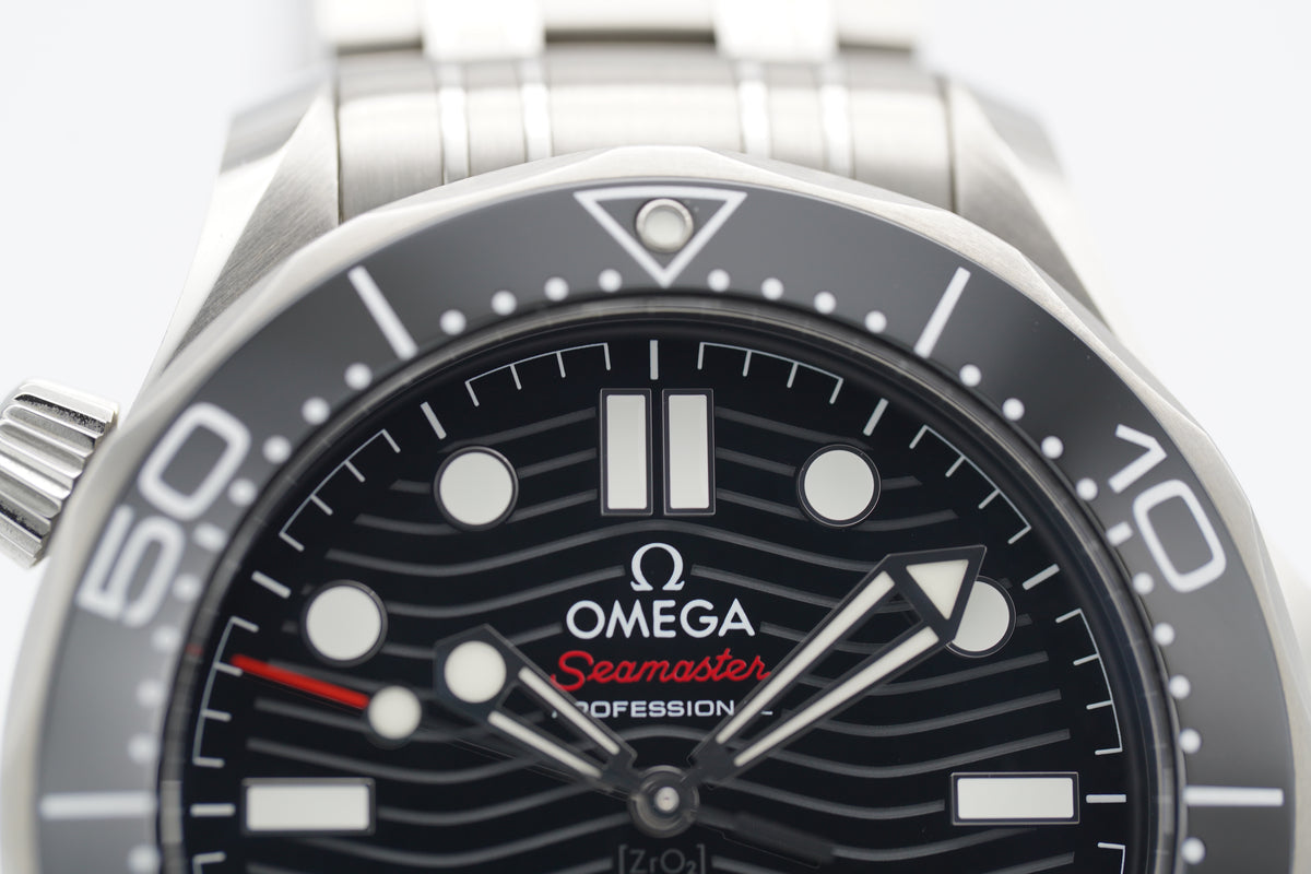 Omega Seamaster Diver 300M 210.30.42.20.01.001 Schwarz Full-Set 2024