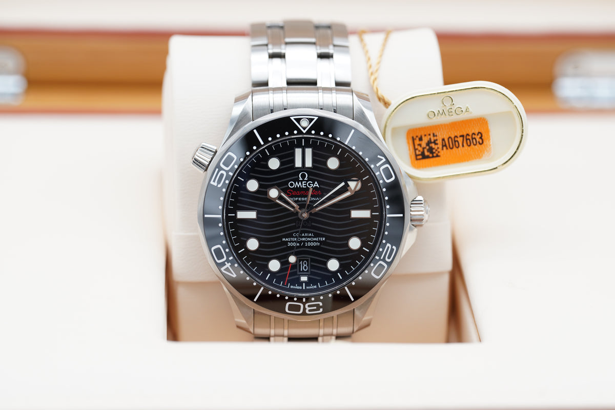Omega Seamaster Diver 300M 210.30.42.20.01.001 Schwarz Full-Set 2024