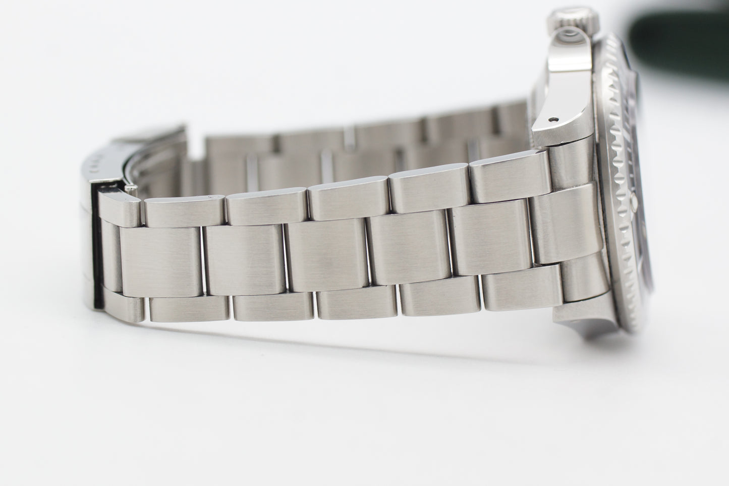 Rolex Sea-Dweller 4000 16600 Papiere (LC100) DE 1996