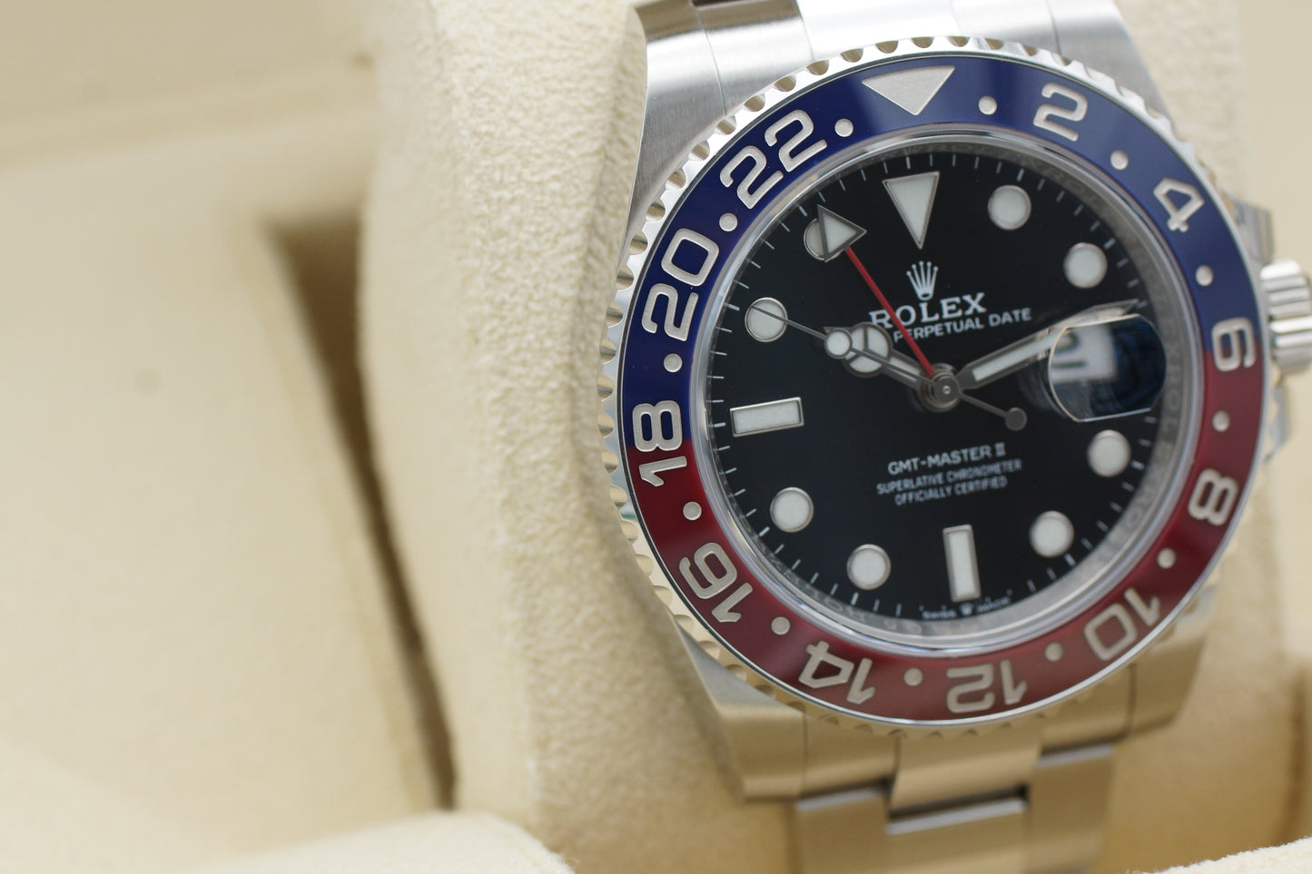 Rolex GMT-Master II Pepsi 126710BLRO Full-Set 2021