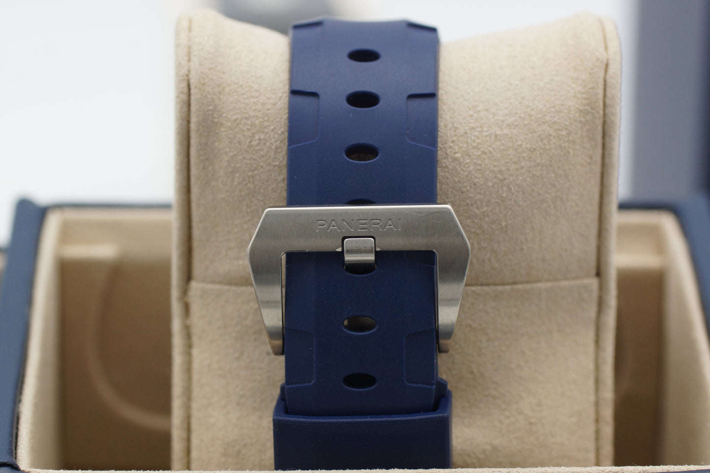 Panerai Submersible GMT Luna Rossa PAM01507 Full-Set 2024