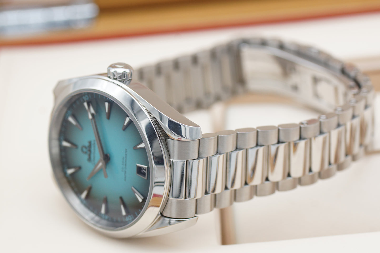 Omega Seamaster Aqua Terra 220.10.41.21.03.006 Türkis Full-Set 2025