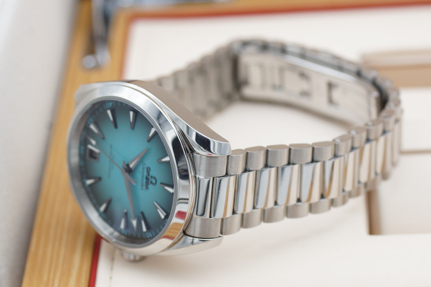 Omega Seamaster Aqua Terra 220.10.41.21.03.006 Türkis Full-Set 2025