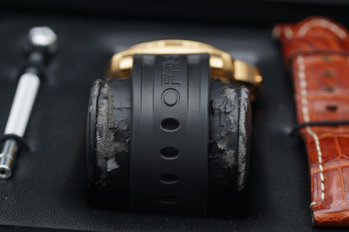 Panerai Luminor 1950 8 Days GMT PAM00289 Gold Full-Set 2010