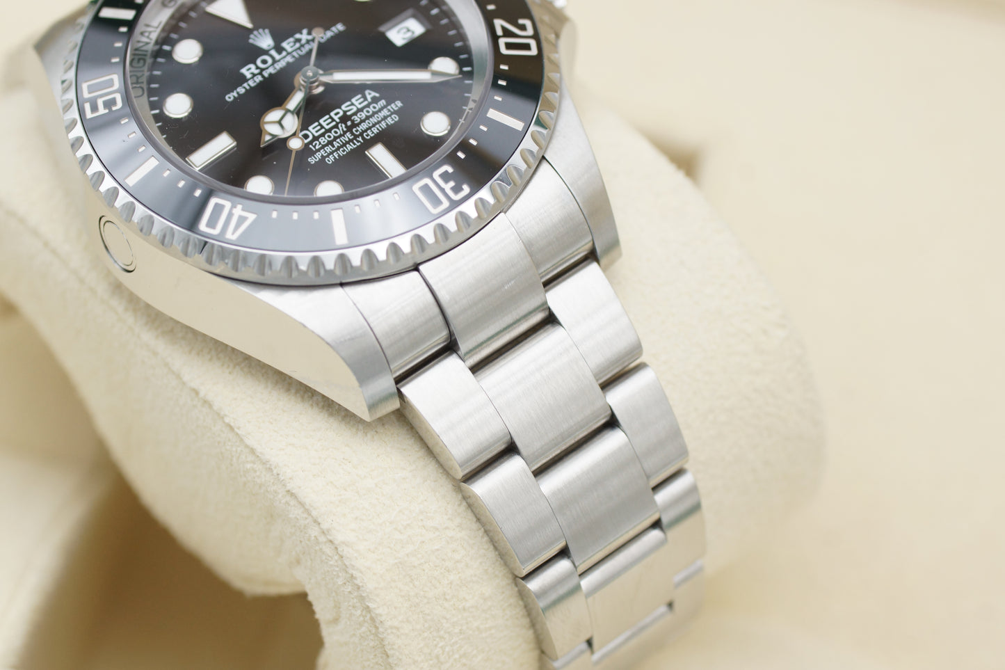 Rolex Sea-Dweller Deepsea 136660 Full-Set 2025 (LC100)