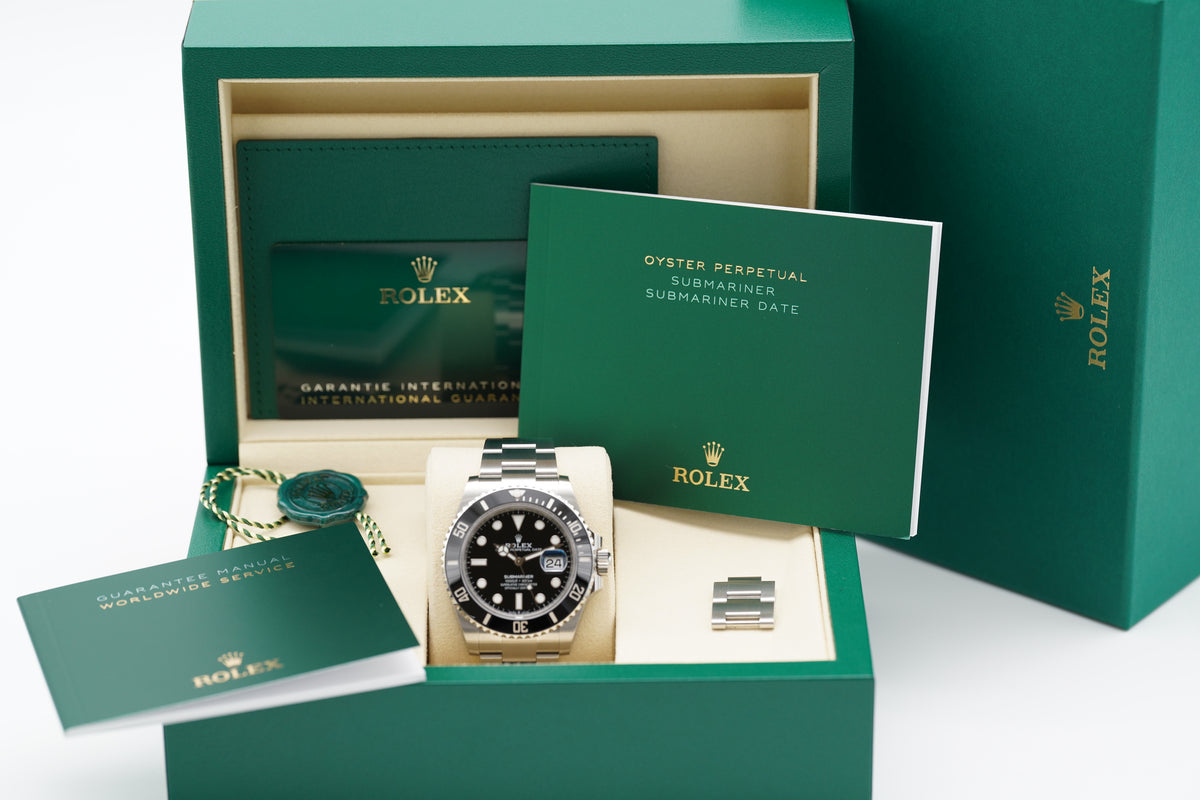 Rolex Submariner Date 126610LN Schwarz Full-Set NEU 09/2026