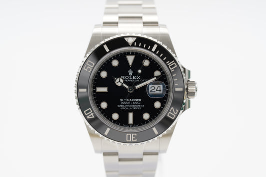 Rolex Submariner Date 126610LN Schwarz Full-Set NEU 09/2026