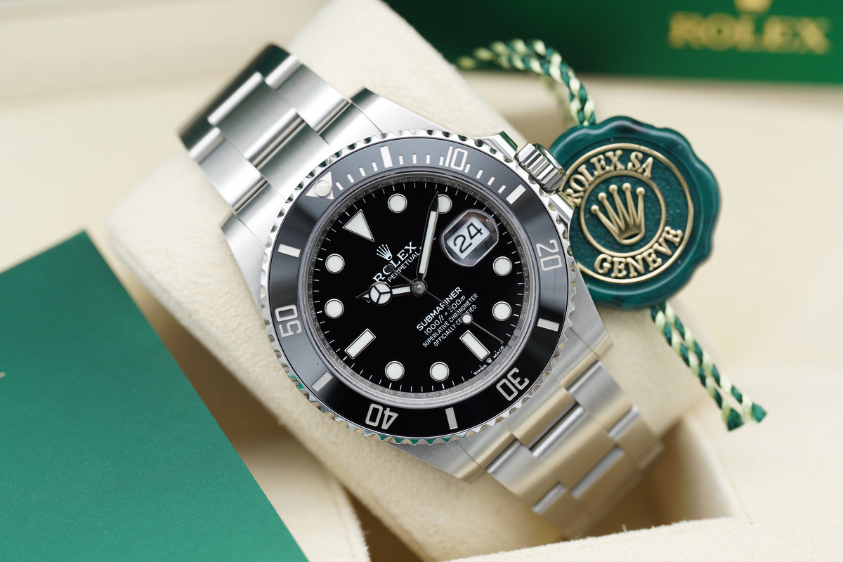 Rolex Submariner Date 126610LN Schwarz Full-Set 01/2021