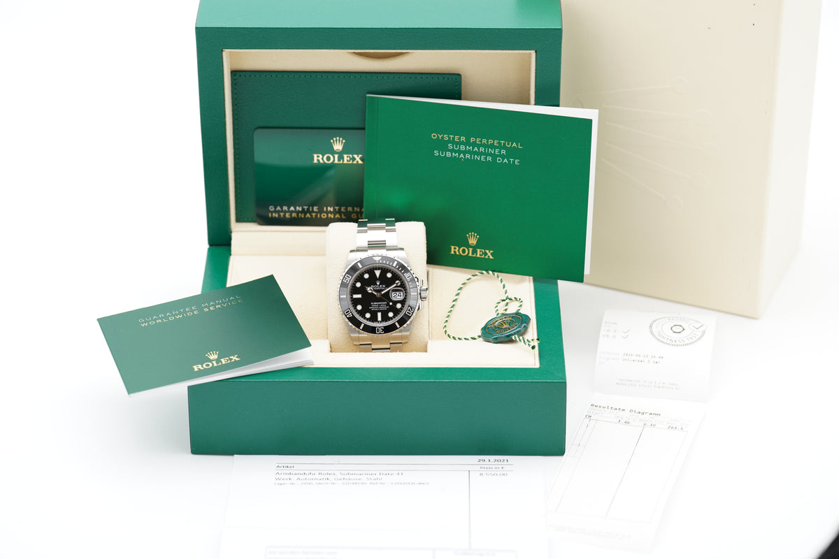 Rolex Submariner Date 126610LN Schwarz Full-Set 01/2021