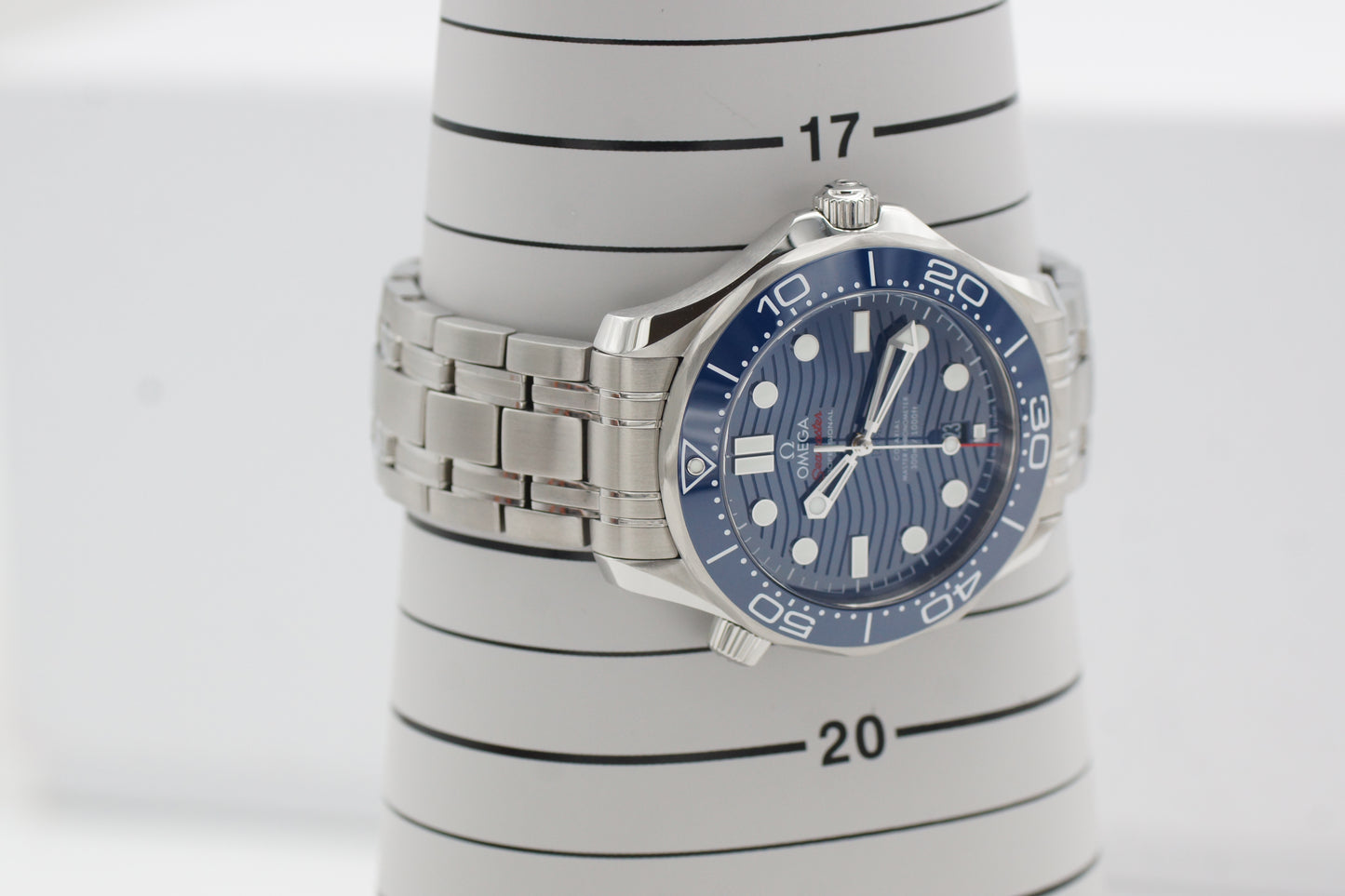 Omega Seamaster Diver 300M 210.30.42.20.03.001 Blau Full-Set 2025