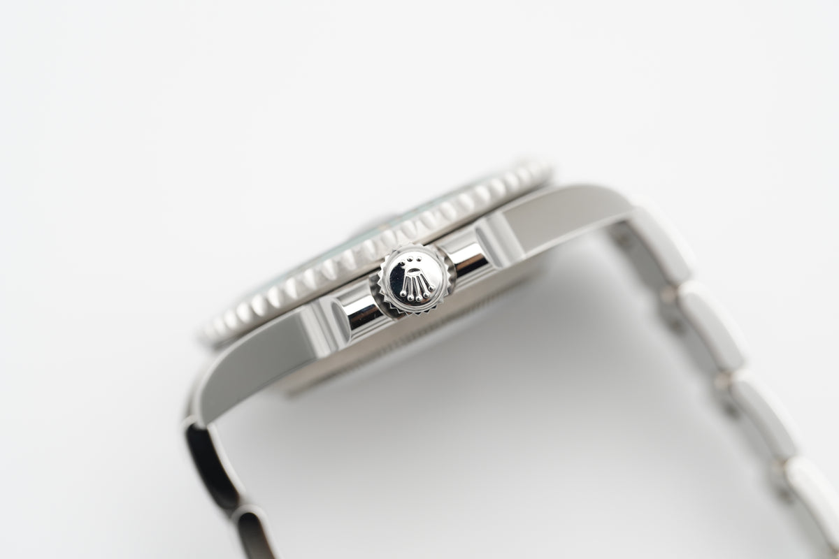 Rolex Submariner Date Hulk 116610LV Mk3 Grün Full-Set 2019 (LC100)