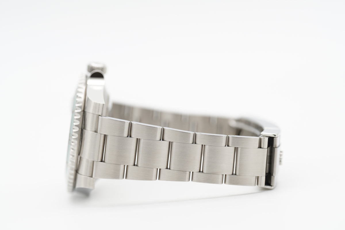 Rolex Submariner Date Hulk 116610LV Mk3 Grün Full-Set 2019 (LC100)
