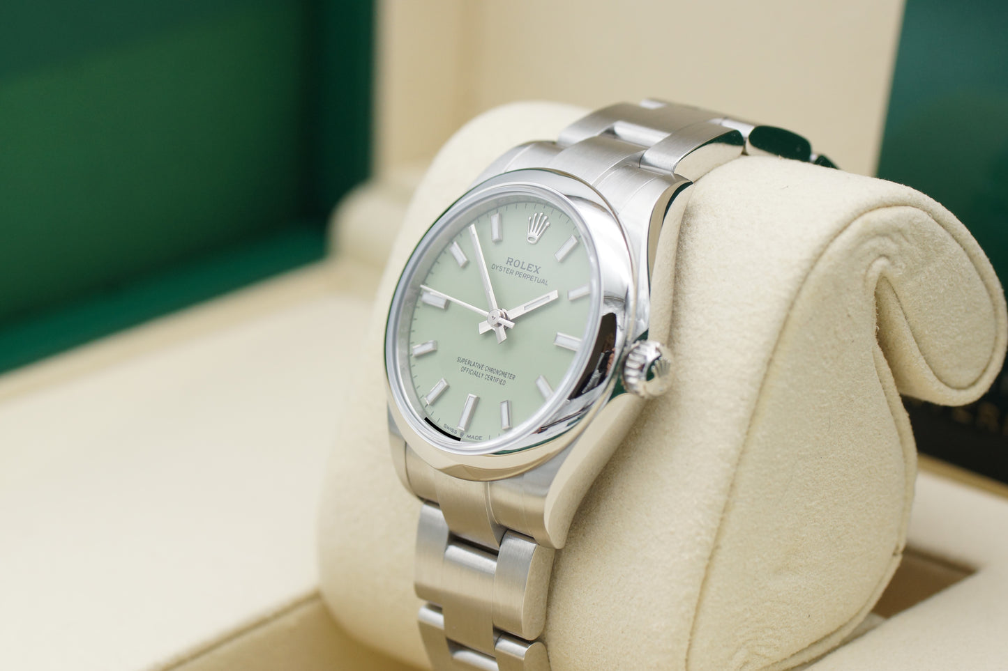 Rolex Oyster Perpetual 31 Pistachio 277200 Full-Set 09/2025 NEU